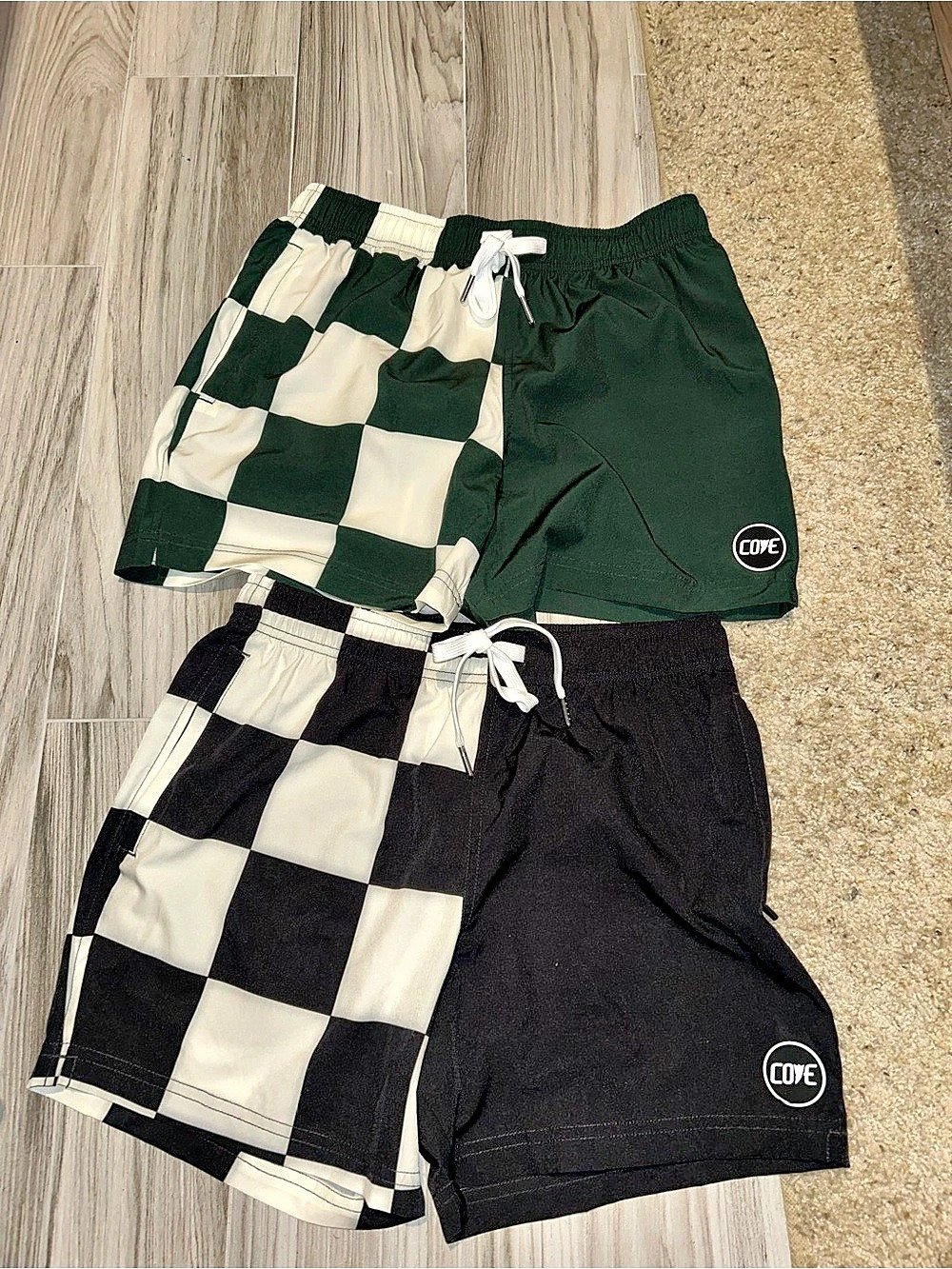 Cove Checkered Hybrid Shorts (2 pairs) Waist 30/5" Like New — worn 1-2x
